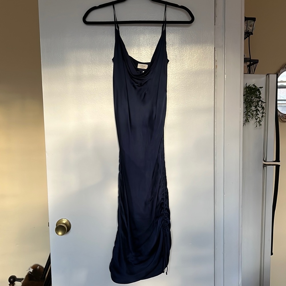 Aritzia - Wilfred XS Only Ruched Classic Navy dress